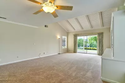 6298 Blauer Ln, San Jose, CA 95135 - Photo 14