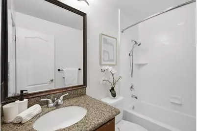 1221 Yarwood Ct, San Jose, CA 95128 - Photo 12