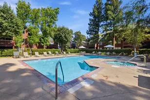1221 Yarwood Ct, San Jose, CA 95128 - Photo 20
