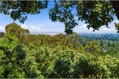 643 Vista Dr, Redwood City, CA 94062 - Photo 2