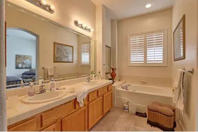 8770 Olivas Cir, San Jose, CA 95135 - Photo 26
