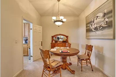 8770 Olivas Cir, San Jose, CA 95135 - Photo 16