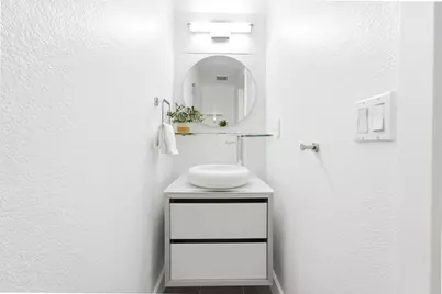 19850 Portal Plz, Cupertino, CA 95014 - Photo 28