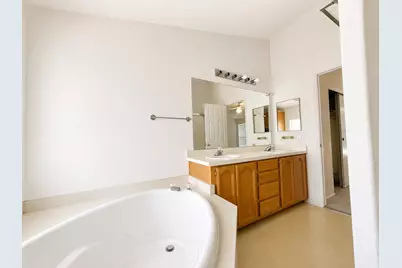1350 Old Oakland Rd 199, San Jose, CA 95112 - Photo 10