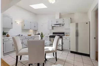 421 Burgoyne St, Mountain View, CA 94043 - Photo 12