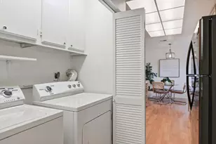 1110 Bayswater Ave 303, Burlingame, CA 94010 - Photo 32