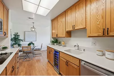 1110 Bayswater Ave 303, Burlingame, CA 94010 - Photo 14