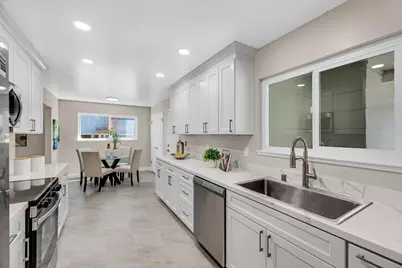 3385 Valley Square Ln, San Jose, CA 95117 - Photo 10