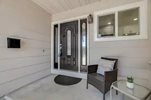 3385 Valley Square Ln, San Jose, CA 95117 - Photo 2