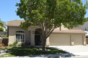 1121 Cypress St, Hollister, CA 95023 - Photo 1