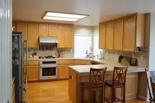 1121 Cypress St, Hollister, CA 95023 - Photo 16