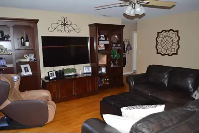 1121 Cypress St, Hollister, CA 95023 - Photo 22