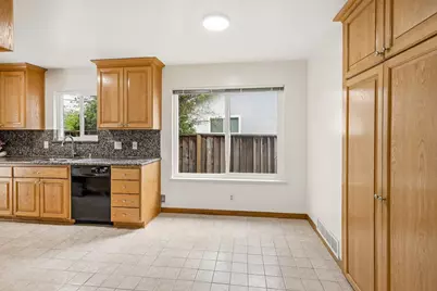 2242 Pyle Ct, Santa Clara, CA 95051 - Photo 8