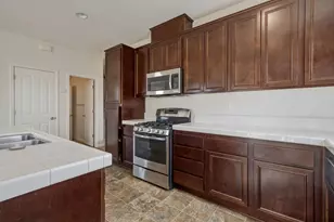 13673 Santa Lucia Dr, Gustine, CA 95322 - Photo 12