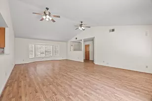 30159 Horseshoe Dr, Coarsegold, CA 93614 - Photo 10