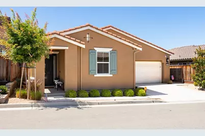 1151 Garcia Gln, Hollister, CA 95023 - Photo 2