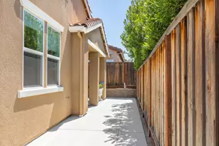1151 Garcia Gln, Hollister, CA 95023 - Photo 10