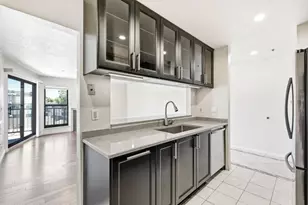 322 Hanover Ave 511, Oakland, CA 94606 - Photo 8