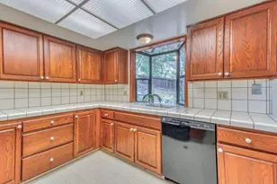 17742 Berta Canyon Rd, Salinas, CA 93907 - Photo 22