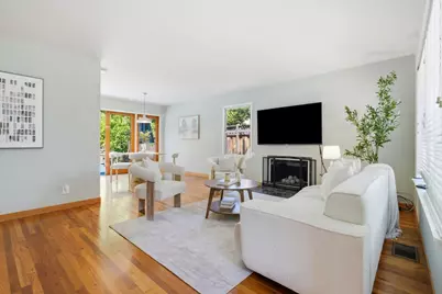 570 Kenwood Dr, Menlo Park, CA 94025 - Photo 10