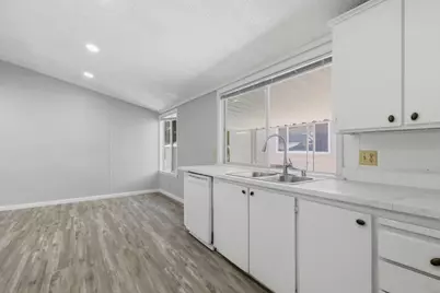 353 Millpond Dr 353, San Jose, CA 95125 - Photo 18