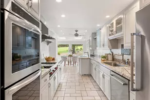 546 Sand Hill Cir, Menlo Park, CA 94025 - Photo 22