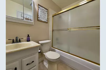 1263 Bouret Dr 2, San Jose, CA 95118 - Photo 12