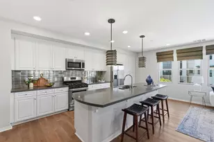 1057 Foxglove Pl 203, San Jose, CA 95131 - Photo 16