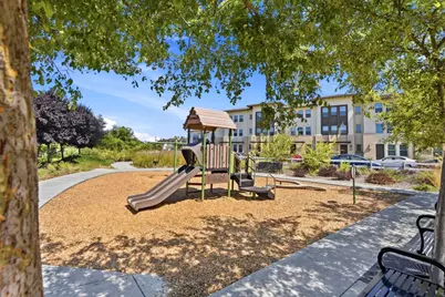 1057 Foxglove Pl 203, San Jose, CA 95131 - Photo 40