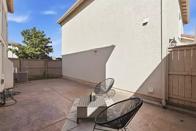 646 Fulstow Ct, Folsom, CA 95630 - Photo 24