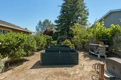 17795 Holiday Dr, Morgan Hill, CA 95037 - Photo 46