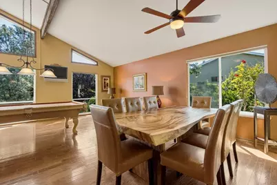 17795 Holiday Dr, Morgan Hill, CA 95037 - Photo 14