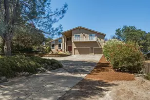 17795 Holiday Dr, Morgan Hill, CA 95037 - Photo 4