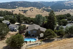17795 Holiday Dr, Morgan Hill, CA 95037 - Photo 48