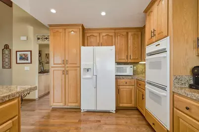17795 Holiday Dr, Morgan Hill, CA 95037 - Photo 20