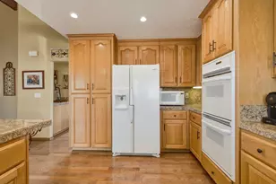 17795 Holiday Dr, Morgan Hill, CA 95037 - Photo 20