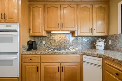 17795 Holiday Dr, Morgan Hill, CA 95037 - Photo 18