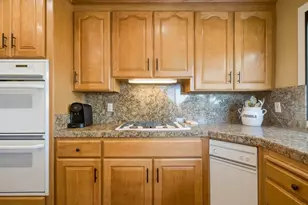 17795 Holiday Dr, Morgan Hill, CA 95037 - Photo 18