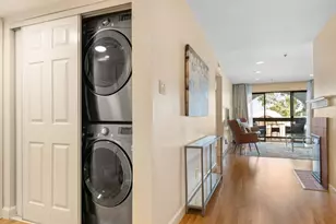 1 Laurel St 102, San Carlos, CA 94070 - Photo 16