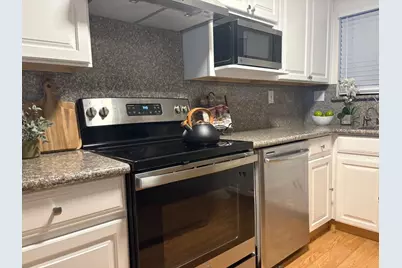 1 Laurel St 102, San Carlos, CA 94070 - Photo 30