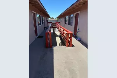 1142 Parkside St, Salinas, CA 93906 - Photo 4