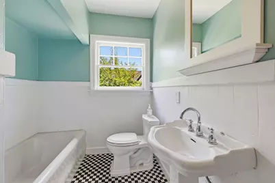 2460 Poppy Dr, Burlingame, CA 94010 - Photo 24