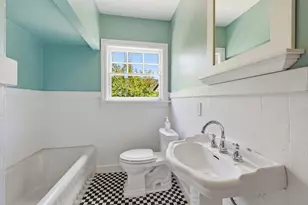 2460 Poppy Dr, Burlingame, CA 94010 - Photo 24