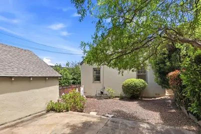 2460 Poppy Dr, Burlingame, CA 94010 - Photo 32