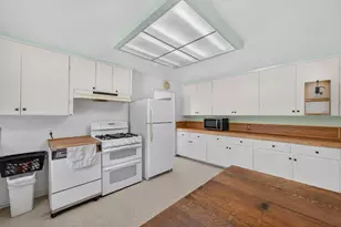 82 Doering Ln, Watsonville, CA 95076 - Photo 14