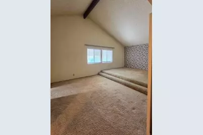 2255 Elkhorn Ct, San Jose, CA 95125 - Photo 14