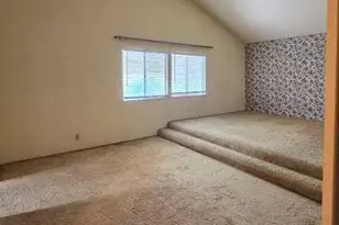 2255 Elkhorn Ct, San Jose, CA 95125 - Photo 14