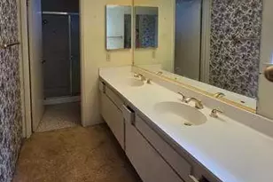 2255 Elkhorn Ct, San Jose, CA 95125 - Photo 16