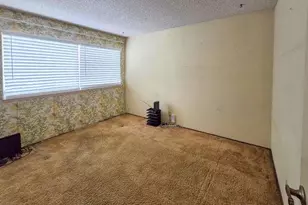 2255 Elkhorn Ct, San Jose, CA 95125 - Photo 20
