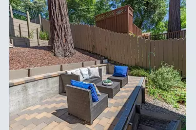21590 Madrone Dr, Los Gatos, CA 95033 - Photo 26
